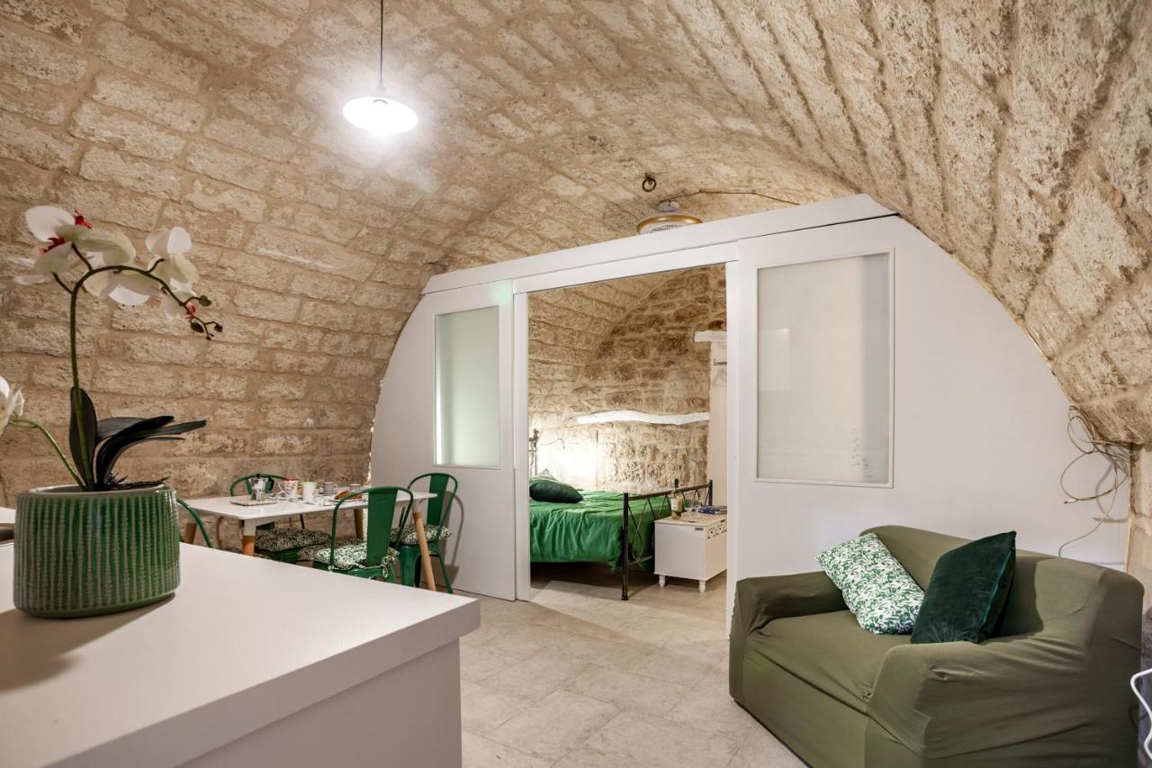 La Pergola Apt In The Heart Of 바리 외부 사진